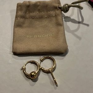 Burberry earrings
